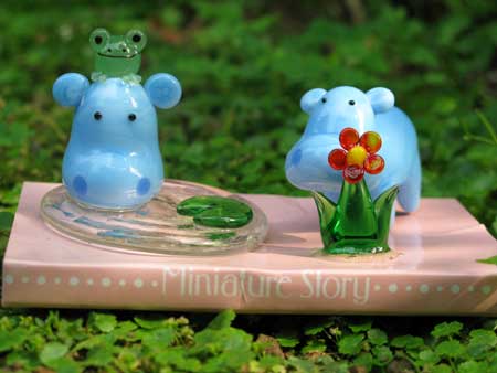 MIniature Story Glass Hippos 