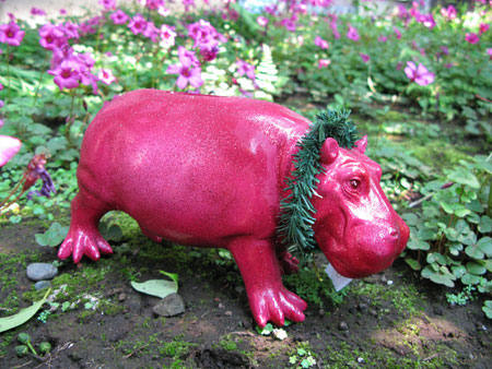 piggy bank pink hippo