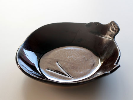 pottery plate hippo