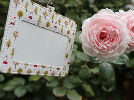 Pass case and roses