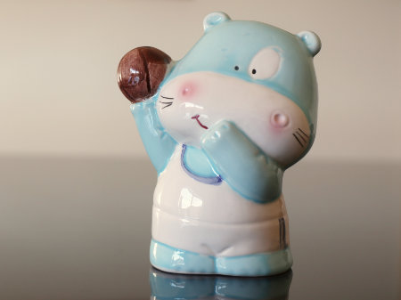 陶器の貯金箱 バスケットボールのカバ